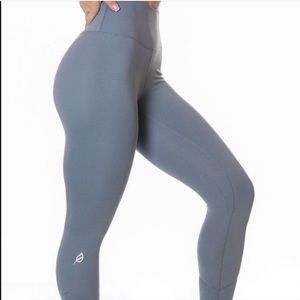 P’tula Alainah III Sleek Leggings